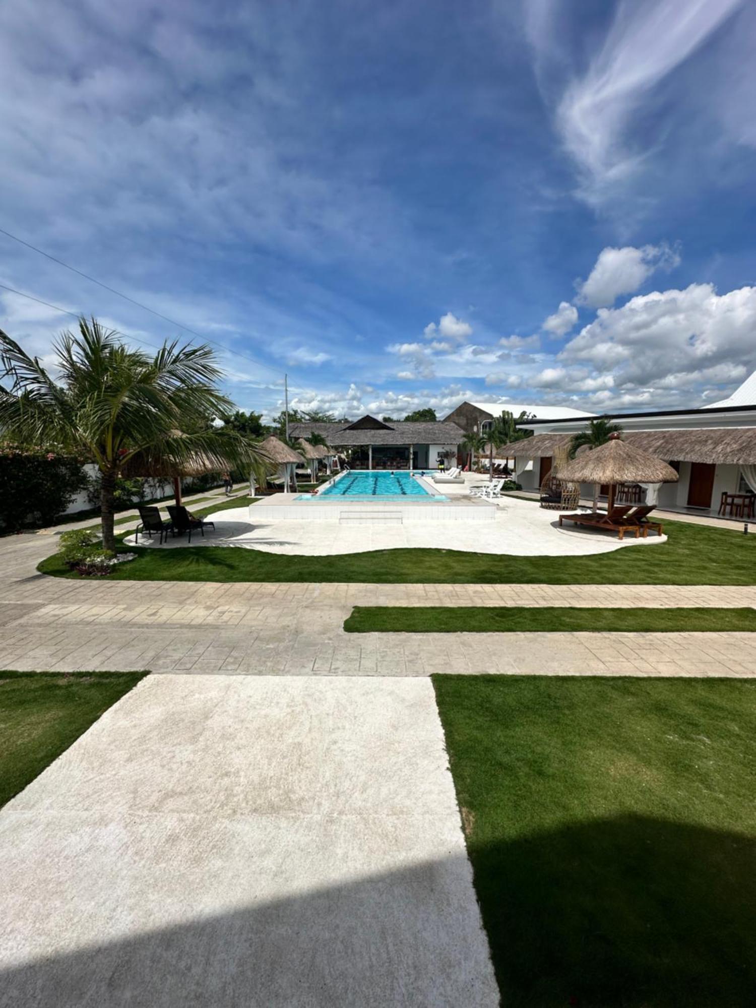 Treeshade Resort & Spa Moalboal Buitenkant foto